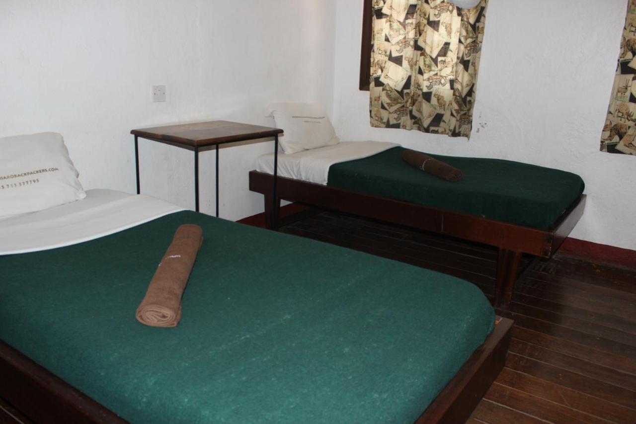 Kilimanjaro Backpackers Hotel โมชิ ภายนอก รูปภาพ